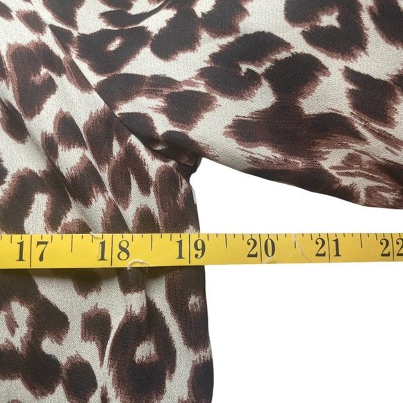 Sharagano Studio Animal Leopard Print Short Sleeve Zip Front Jacket Blouse Small - Picture 8 of 9